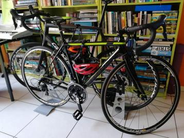 Cannondale EVO CANN-S6E-RD zwart carbon (Shimano ultegra) beschikbaar voor biedingen