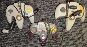 3 Stuks Nintendo 64 Controllers (Water Schade!? Opknappen!?) beschikbaar voor biedingen