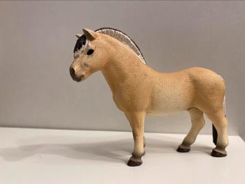 Schleich Fjord Hengst 13753 beschikbaar voor biedingen