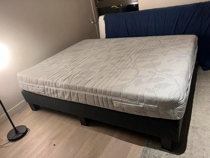 Tweepersoonsbed 160x200 in Woerden, Huis en Inrichting, Slaapkamer | Bedden, Gebruikt, Tweepersoons, 160 cm, 200 cm, Overige materialen