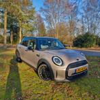 Mini 5-deurs (f55) 1.5 136pk Aut 23-11-22 18000 KM, 136 pk, Leder en Stof, Particulier, Cooper