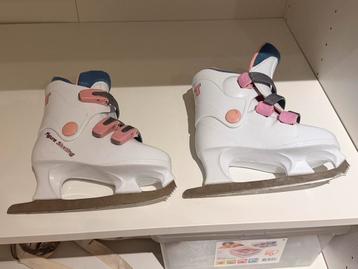 Kunstschaatsen maat 28 beschikbaar voor biedingen