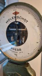 Molenschot weegschaal, Ophalen