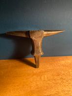 Miniatuur Aambeeld Staak - Smeedwerk, Ophalen of Verzenden