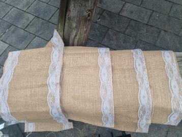 Juten tafellopers 4x voor bv aankleding voor trouwen.  beschikbaar voor biedingen