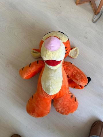 Grote Tijgertje knuffel beschikbaar voor biedingen