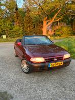 Opel Astra 2.0  bertone I Cabrio E2 1994 Rood, Voorwielaandrijving, 1998 cc, Stof, 4 cilinders