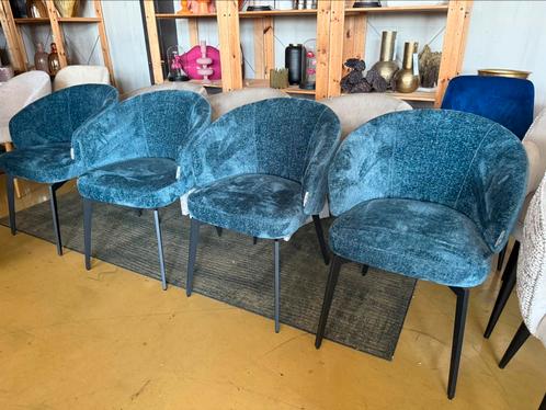 Richmond 4 Eetkamerstoel Amphara Blauw Chenille FR, Huis en Inrichting, Stoelen, Nieuw, Vier, Blauw, Ophalen