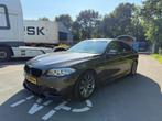 BMW 5-Serie 3.0 I 523 AUT 2011 Bruin M pakket, Auto's, Achterwielaandrijving, Beige, 2996 cc, 750 kg