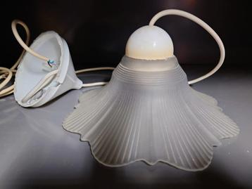 Hanglampje glas, diameter 23 cm beschikbaar voor biedingen