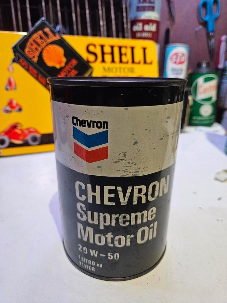 Chevron Olieblik 1L vol vintage garage memorabilia, Verzamelen, Automerken, Motoren en Formule 1, Auto's, Ophalen of Verzenden