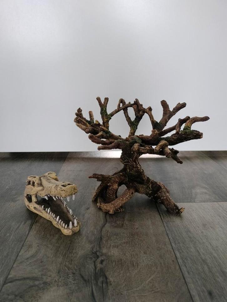 Aquarium decoratie ornament bonsai en krokodil, Dieren en Toebehoren, Vissen | Aquaria en Toebehoren, Ophalen of Verzenden