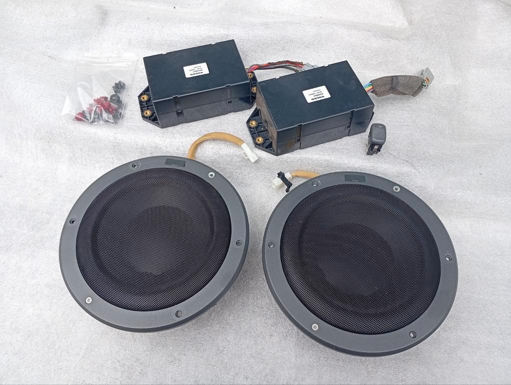 ≥ Volvo C70 Convertible MK1 Dynaudio Subwoofer set complete