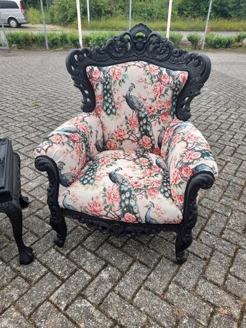 Mooie barok fauteuile geheel opnieuw gestoffeerd  beschikbaar voor biedingen