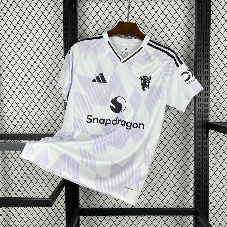 Manchester United 25/26 uit shirt alle maten beschikbaar, Kleding | Heren, Sportkleding, Zo goed als nieuw, Voetbal, Overige maten
