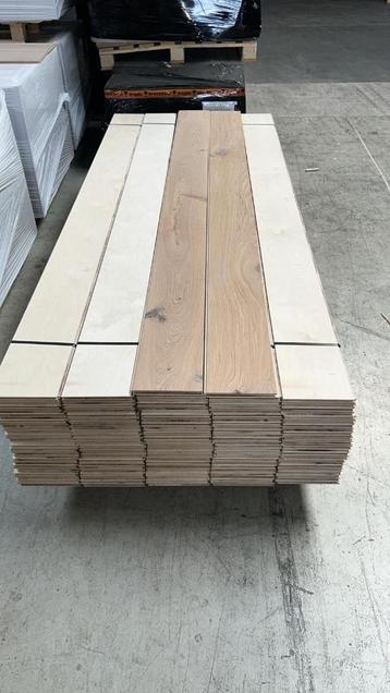 Stijlvolle eiken vloerdelen (18 cm) – Ideaal voor vloerverwa beschikbaar voor biedingen