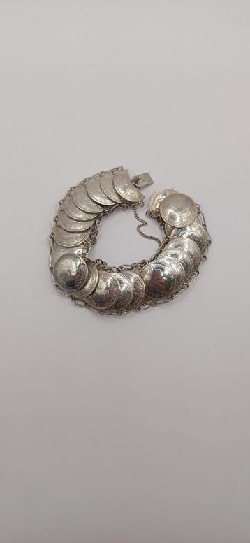 Armband zilveren 10cent guldens beschikbaar voor biedingen