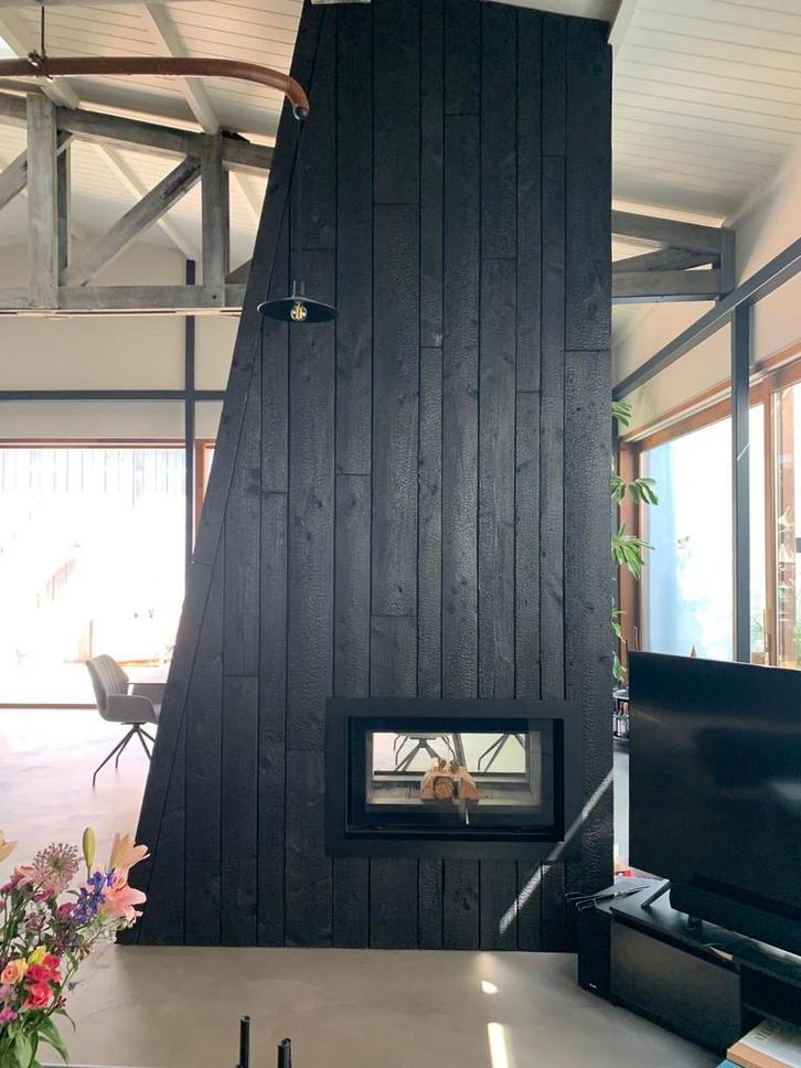 Gebrand hout voor gevels en interieur, Doe-het-zelf en Verbouw, Hout en Planken, Nieuw, Plank, Overige houtsoorten, Minder dan 200 cm