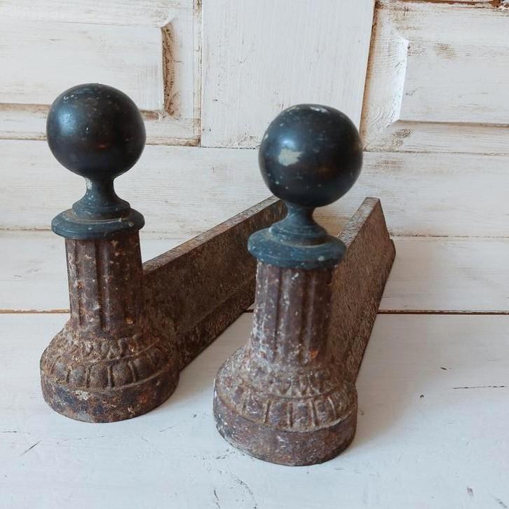 antieke openhaard bokken  Deurstop gietijzer €20,00, Antiek en Kunst, Antiek | Woonaccessoires, Ophalen