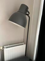 Ikea Staande Lamp - Grijs, Huis en Inrichting, Lampen | Vloerlampen, Ophalen, Zo goed als nieuw, Metaal, 100 tot 150 cm