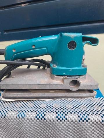 Makita vlakschuurmachine schuurmachine beschikbaar voor biedingen