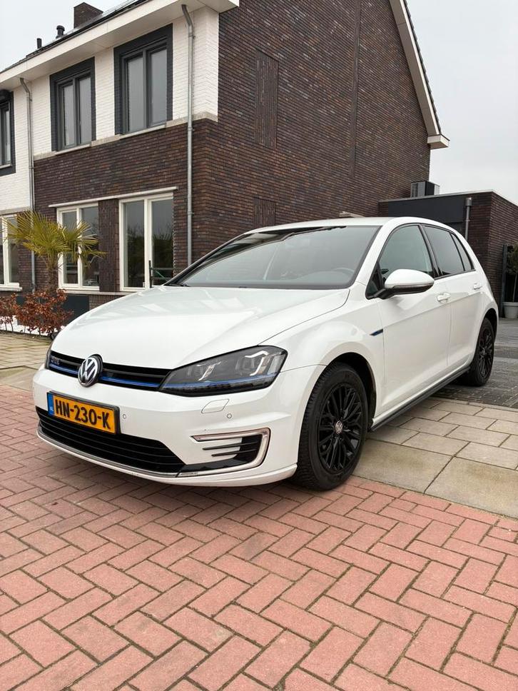 Volkswagen Golf 1.4 TSI GTE Phev NIEUWE DSG hybride 204PK, Auto's, Volkswagen, Particulier, Golf, ABS, Achteruitrijcamera, Adaptieve lichten
