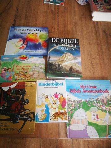 Gratis bijbelboeken beschikbaar voor biedingen