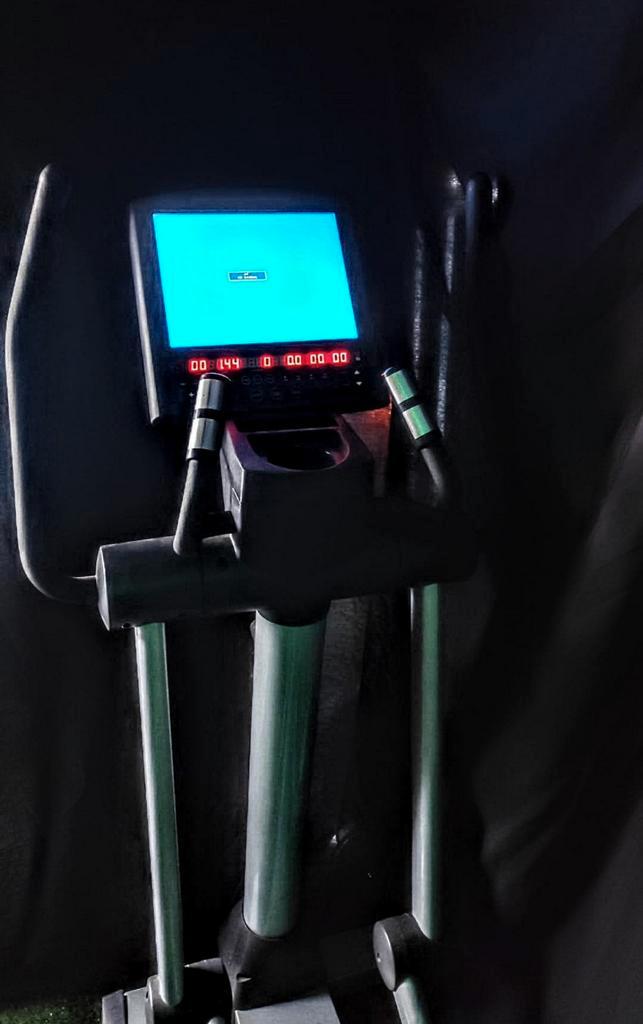 Crosstrainer - Elliptische trainer voor thuis, Sport en Fitness, Fitnessapparatuur, Gebruikt, Crosstrainer, Armen, Benen, Buik