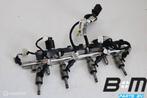 Brandstofrail met verstuivers VW Golf 7 GTI 06K133317G, Gebruikt