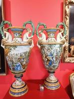 imposant 105 cm hoog koppel 19e majolica vazen, Ophalen of Verzenden