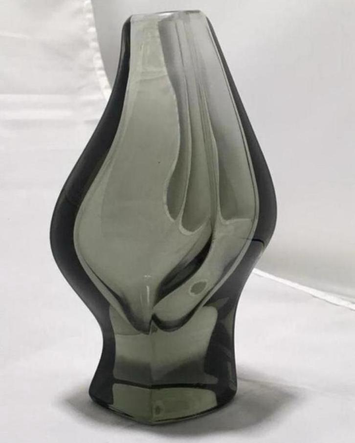 Hessenglas Asymmetrische Vaas Prof. Aloys F. Gangkofner., Huis en Inrichting, Woonaccessoires | Vazen, Zo goed als nieuw, Overige kleuren