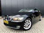 BMW 3-serie Coupé 330i High Exe '08 OrgNl/Aut/Leer/Navi/Geh, Auto's, BMW, Automaat, Achterwielaandrijving, Gebruikt, 4 stoelen