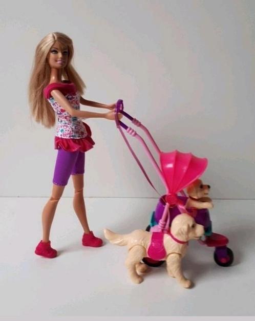 Barbie met hond Faffy en Puppy en Kinderwagen, Kinderen en Baby's, Speelgoed | Poppen, Zo goed als nieuw, Barbie, Ophalen of Verzenden