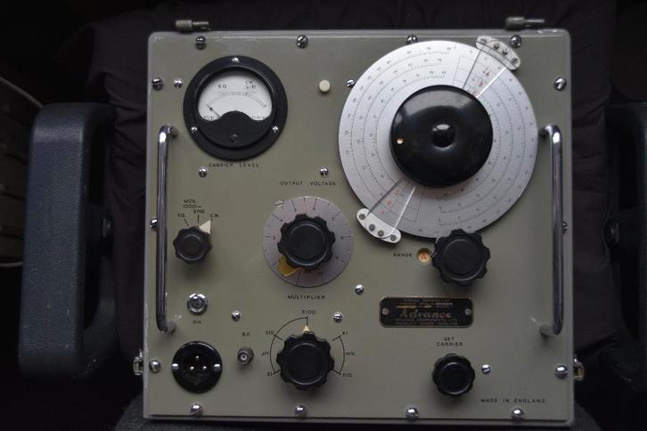 ADVANCE signaal generator D1/D, Telecommunicatie, Zenders en Ontvangers, Gebruikt, Zender, Ophalen of Verzenden