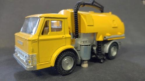 Ford D Series Road Sweeper Johnston Dinky Toys 449 Pol, Hobby en Vrije tijd, Modelauto's | 1:50, Zo goed als nieuw, Auto, Overige merken