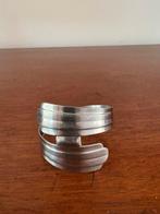 Gero Zilmeta 552 ‘dubbelplooi’ servetring, Antiek en Kunst, Ophalen of Verzenden