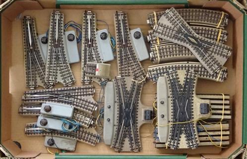 Marklin rails en wissels doorlopende middenrail jaren '50, Hobby en Vrije tijd, Modeltreinen | H0, Gebruikt, Rails, Wisselstroom