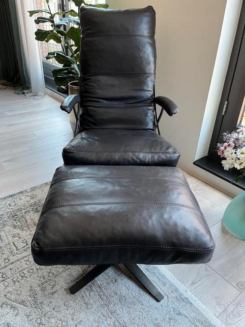 fauteuil met hocker van leer model capri, Huis en Inrichting, Fauteuils, Zo goed als nieuw, Leer, Metaal, 50 tot 75 cm, 75 tot 100 cm