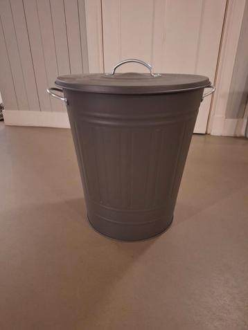 Ikea Knodd Prullenbak beschikbaar voor biedingen