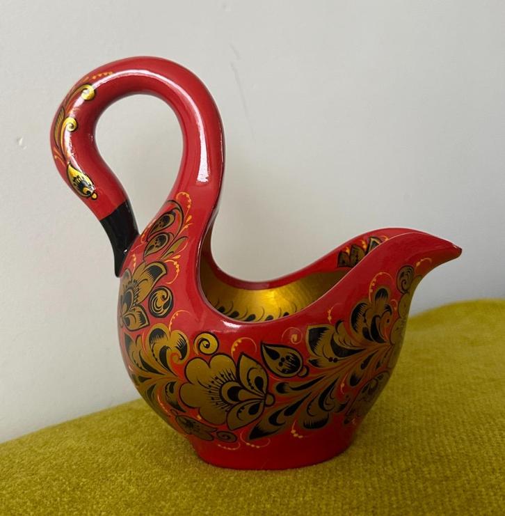 Russisch Khokhloma Chochloma Zwaan gelakt schaaltje kom, Antiek en Kunst, Curiosa en Brocante, Ophalen of Verzenden