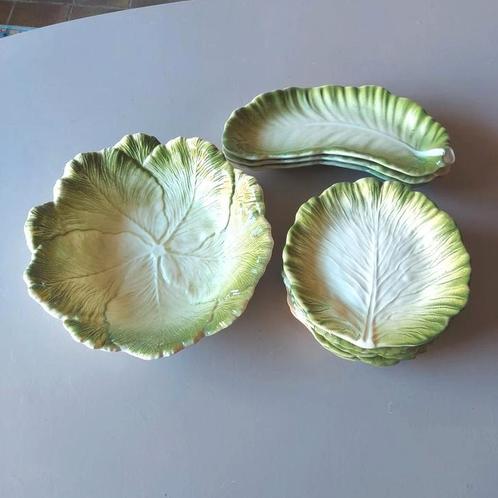 Prachtig mooi zgan groen salade servies, koolblad/sla vorm, Huis en Inrichting, Keuken | Servies, Zo goed als nieuw, Schaal of Schalen