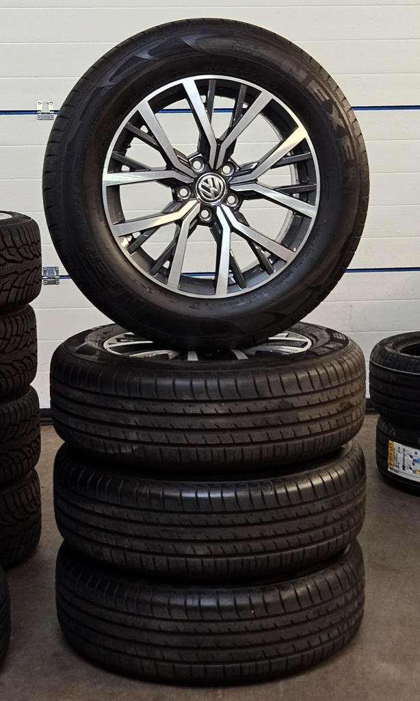 Nette 17" Orig Volkswagen Tiguan velgen+GOEDE Banden 5x112, Auto-onderdelen, Banden en Velgen, Banden en Velgen, Zomerbanden, 17 inch