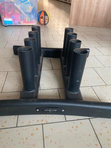 Titan Life Barbell Houder voor 8 Stangen beschikbaar voor biedingen