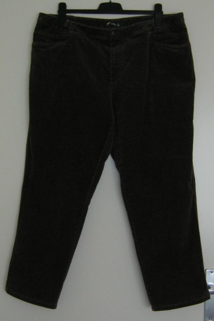 NIEUWE donkerbruine velours Rosner broek, maat 48., Kleding | Dames, Broeken en Pantalons, Nieuw, Maat 46/48 (XL) of groter, Bruin