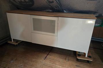 Nette Ikea Besta tv kast/dressoir, wit. beschikbaar voor biedingen