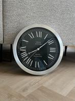 Mooie wandklok zwart klaar om opgehaald te worden, Huis en Inrichting, Woonaccessoires | Klokken, Ophalen