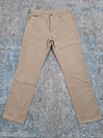 Wrangler TEXAS STRETCH W32 L34 Straight STRETCH Bronno3234

 beschikbaar voor biedingen