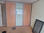 Inbouw schuifkast, Ophalen, Met plank(en), Gebruikt, 200 cm of meer