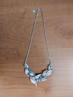 Toenga Zilverkleurige /rose bladeren ketting, Sieraden, Tassen en Uiterlijk, Kettingen, Overige materialen, Verstelbaar, Ophalen of Verzenden