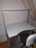 (kinder) bureaus, Huis en Inrichting, Bureaus, Ophalen, In hoogte verstelbaar, Zo goed als nieuw, Bureau